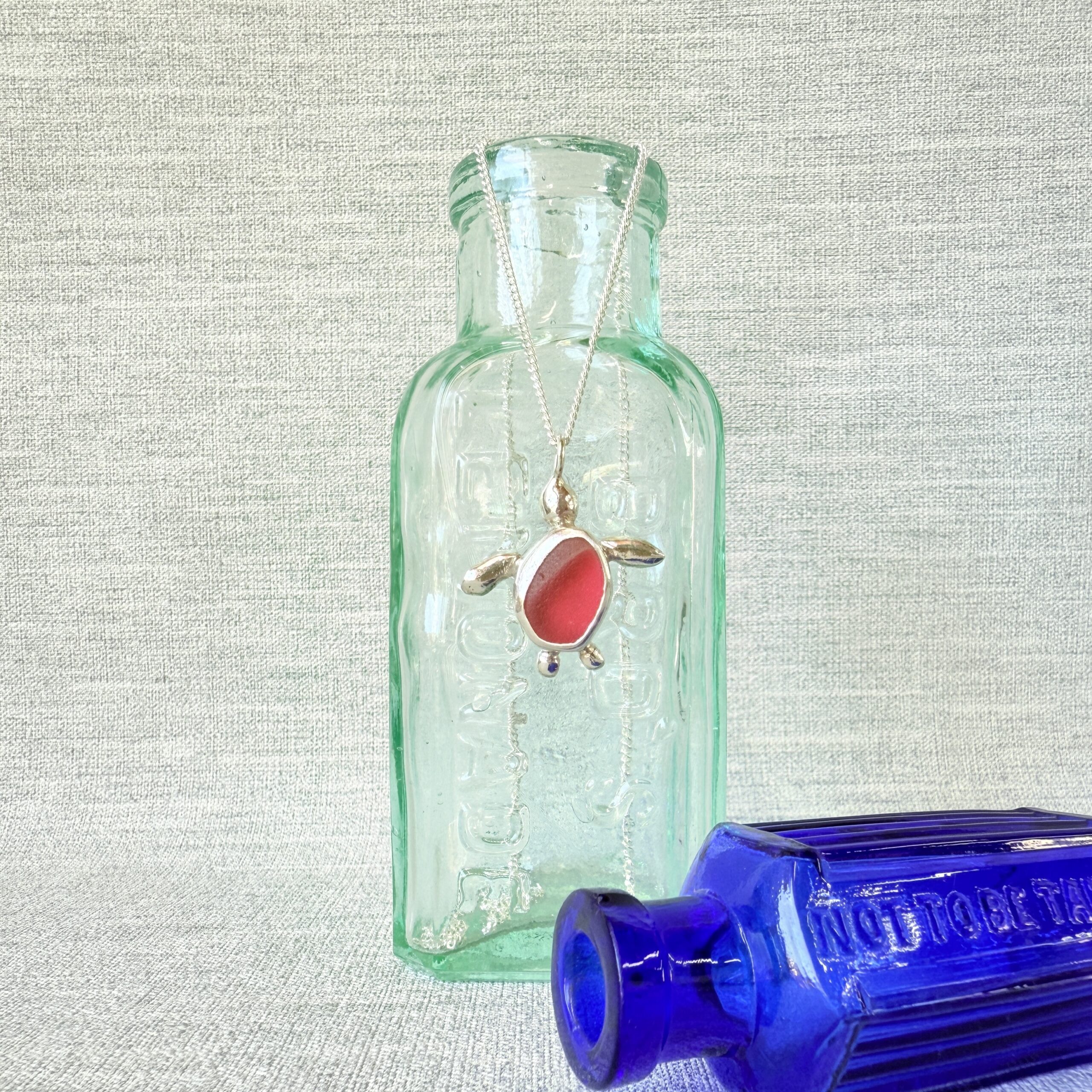 Turtle Necklace *rare colour*